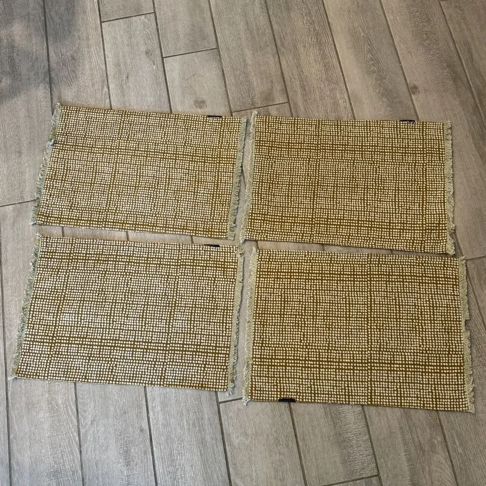 4 Tan & White Botanical Fabric Placemats